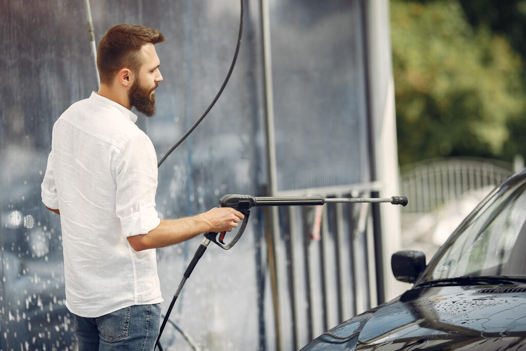 Pressure Washing Services in Toronto Restore Old Surface Like New